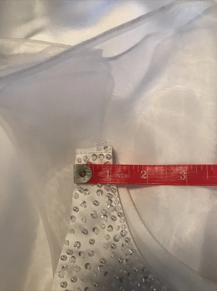 Joan Calabrese para Mon Cheri Foto 4 de 4