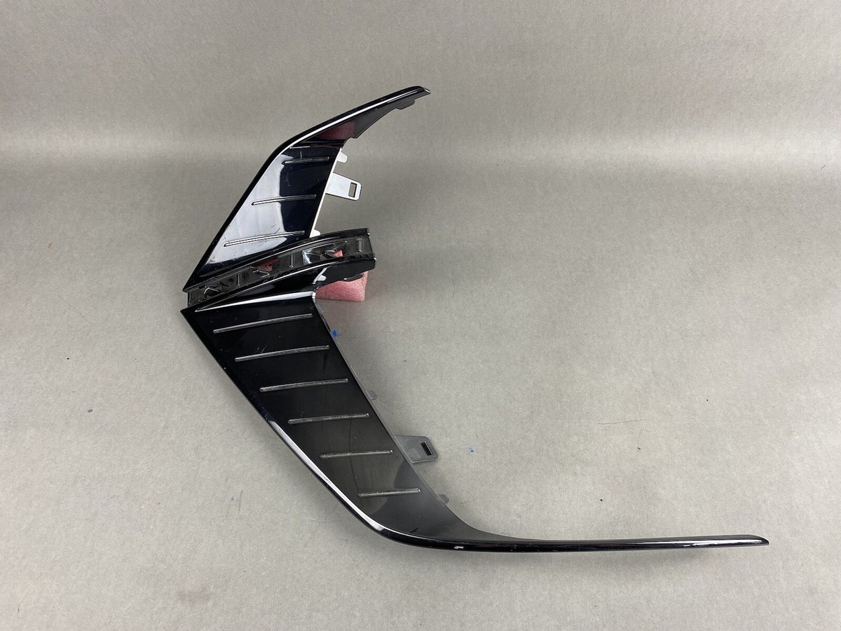 2022-2024 Cadillac Lyriq Front Bumper Molding Right | 85593622