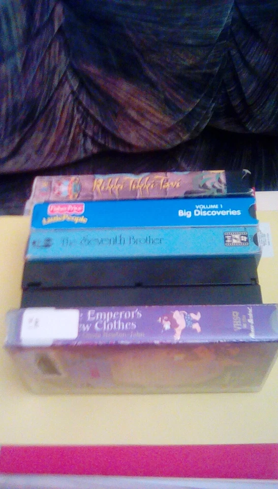 Kids (6) VHS Lot Rikki-Tikki-Tavi / Jungle Book / Winnie the Pooh Little People - Image 2 of 4