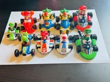 LOT OF 9 MARIO KART - Mixture of brands