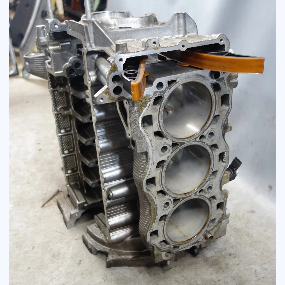 Damaged 09-12 Porsche 997 911 S 4S GTS 3.8L MA101 Engine Crankcase Block OEM - Image 2 of 4