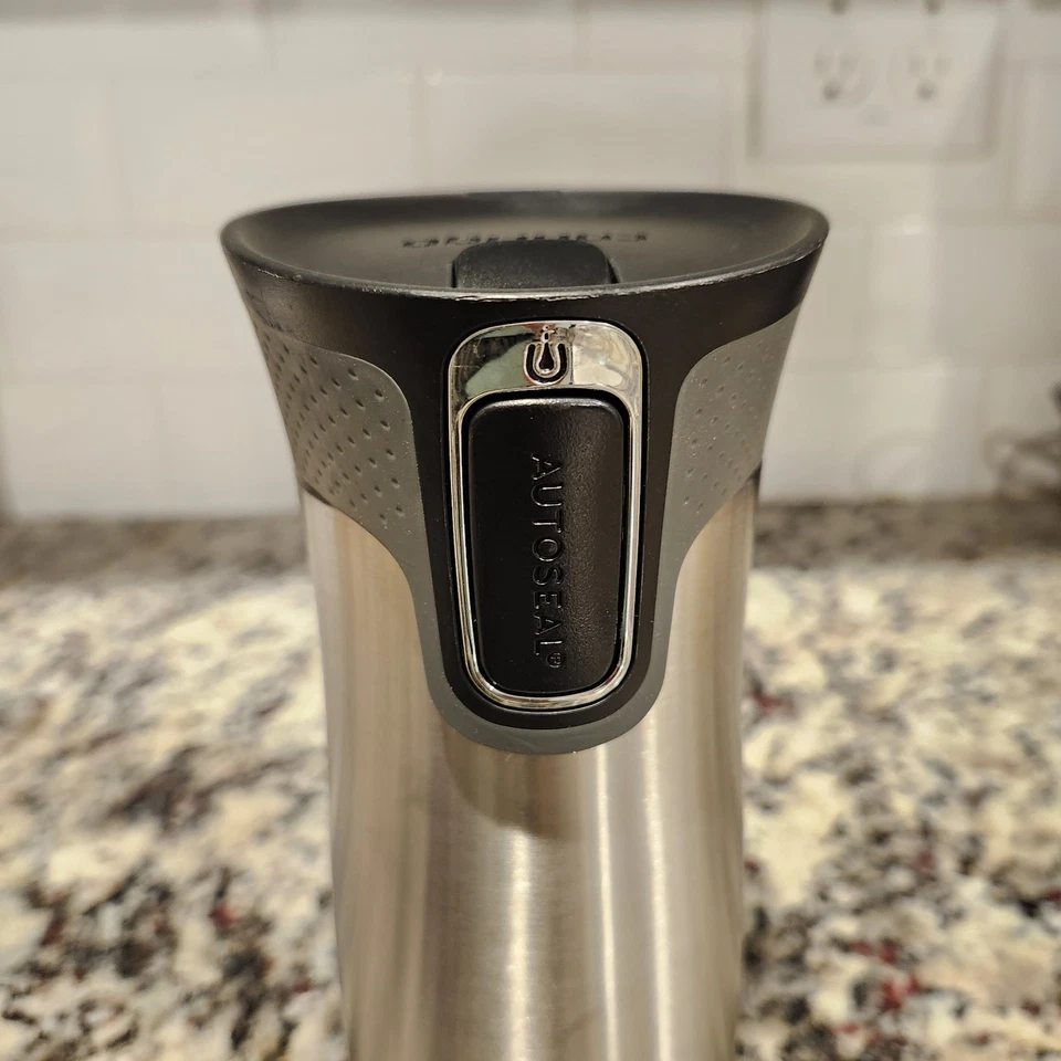 Taza aislante de acero inoxidable Contigo Autoseal West Loop 2.0 16 oz Foto 4 de 4
