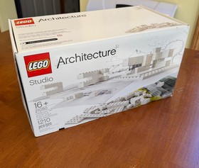 LEGO Architecture Studio (21050) - Discontinued Set - NEW (never unboxed)