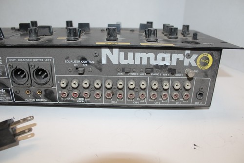 Numark CM 100 Professional 19" Mixer Audio Equipment Piece Club DJ Mixer - Picture 11 of 14