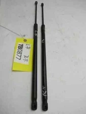 Trunk Strut Shock CAPTIVA 2012 2015 Right Rear  Deck Lid Lift Support Rod Set