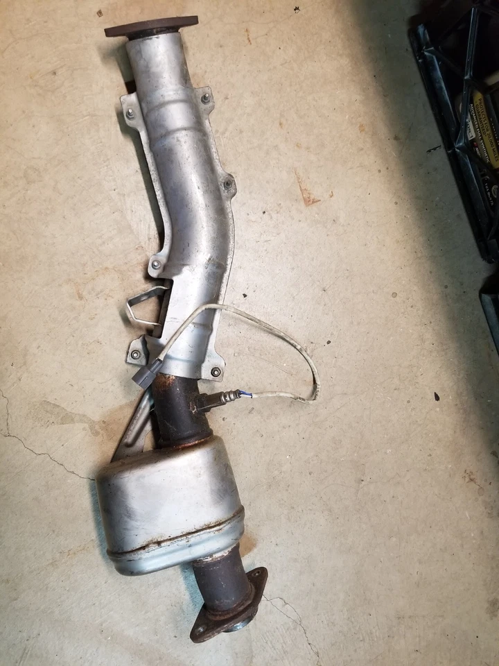 Subaru Impreza WRX center Exhaust Pipe 02-07 44101FE100 - Image 2 of 4