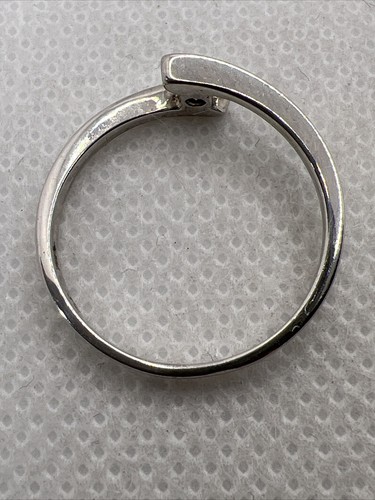 BEAUTIFUL Solid 14K White Gold CZ Ladies SNAKE STYLE Ring 2gr. Size 7.25 - Picture 5 of 12