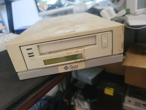 Sun 599-2081-1 Tape Drive - Picture 4 of 6