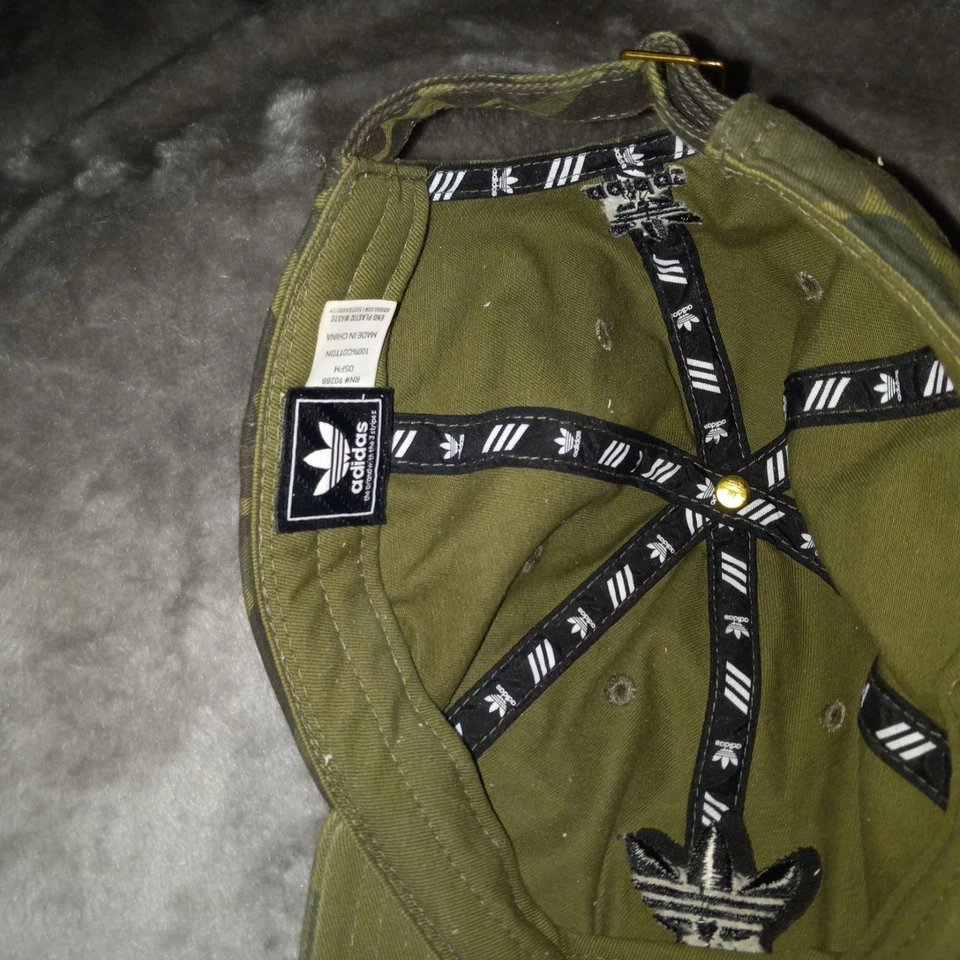 Adidas Correa Ajustable Espalda Camuflaje Camuflaje Sombrero Gorra Negro Adidas Emblema Selva Foto 4 de 4