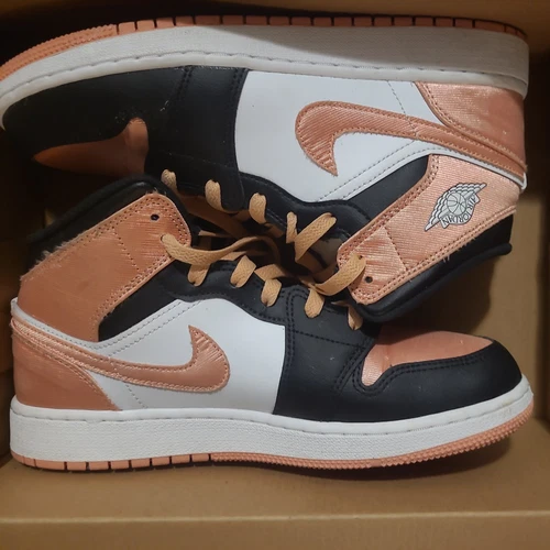 Air Jordan Mid White Lt Madder Rootblack