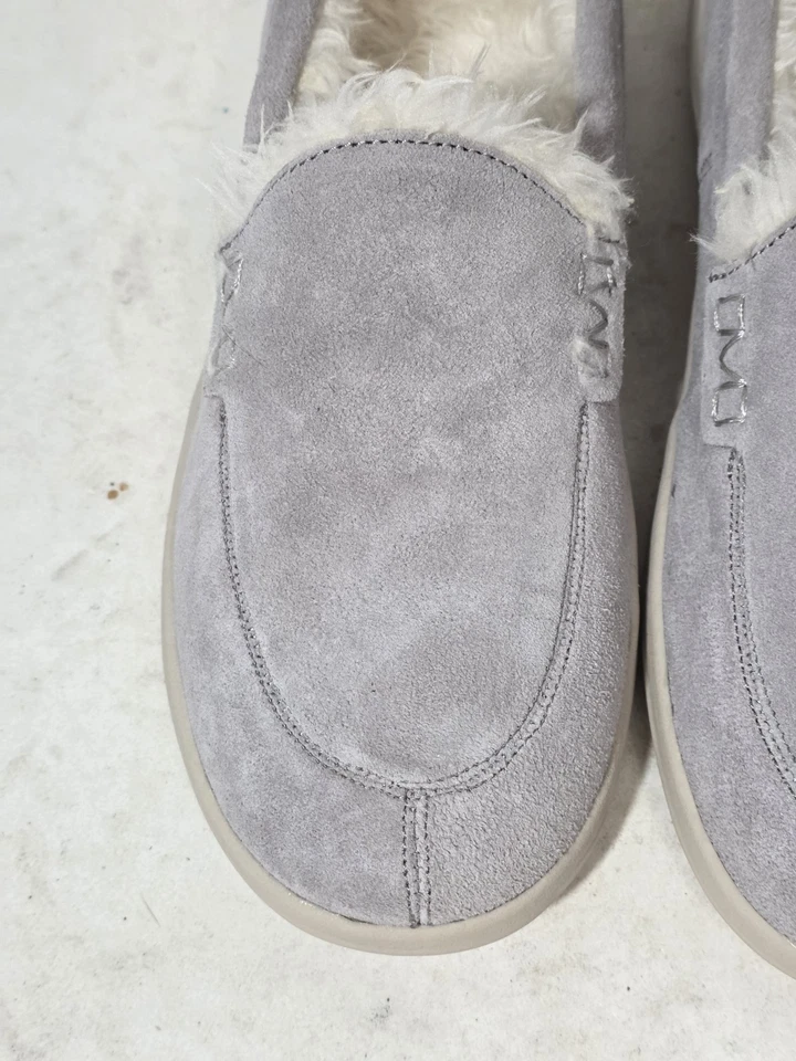 Zapatilla Vionic Lynez Interior Exterior Gamuza Cuero Forro Piel Sintética Gris Claro 8 Foto 3 de 4