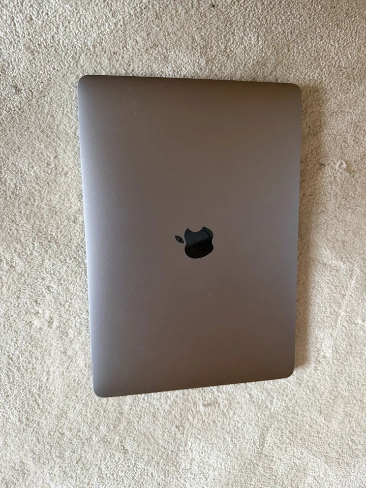 Apple MacBook Pro 13" · i5 8th gen 3.8 GHz · 8GB · 256GB, photo 4 of 5