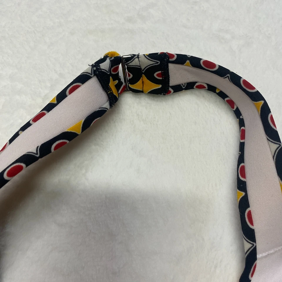 Top de bikini halter Victoria's Secret 34A amarillo negro rojo traje de baño geométrico atado Foto 4 de 4