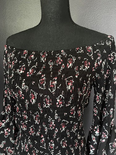 Express Smocked Black Floral Off Shoulder Shirt Top Sz Large Boho Festival Fairy - Picture 3 of 13