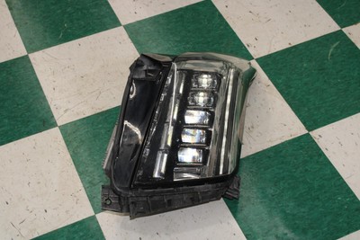 2018 2019 Cadillac Escalade Driver Left LED Headlight 84580182 for  