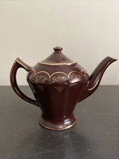 Hall China Co. Albany Teapot Brown / Mahogany w/gold detail  6-cup USA 1950s