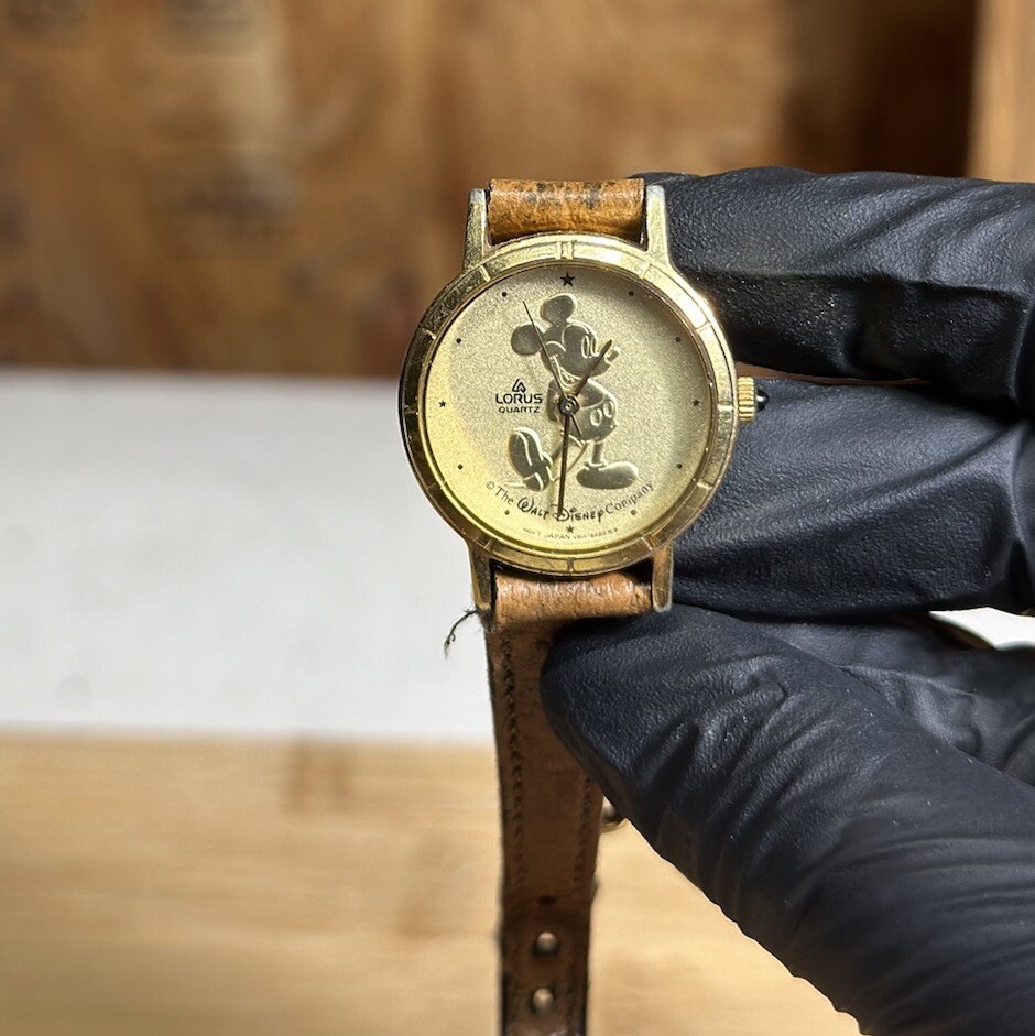 Vintage Lorus Disney Mickey Mouse Watch Women Tone Leather Band