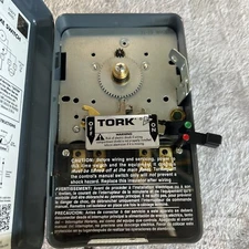 Tork NSI WH2B Mechanical Water Heater Time Switch, 24-Hour, 208/250V, 40A, DPST