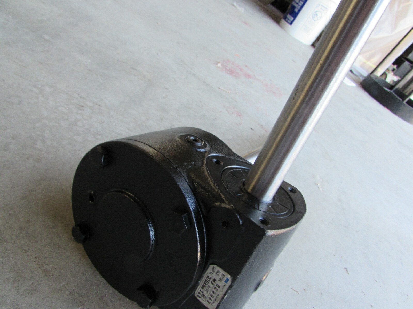 FISHER SALT SPREADER GEARBOX ASSEMBLY 78368 FOR GAS ENGINE UNITS 201