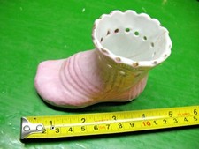 PINK  CERAMIC BABY KNITTED BOOTY PLANTER  VINTAGE