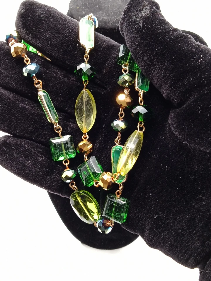 Collar Charter Club Doble Hilo Cuentas Tono Dorado con Verde Oscuro y Lima... Foto 4 de 4