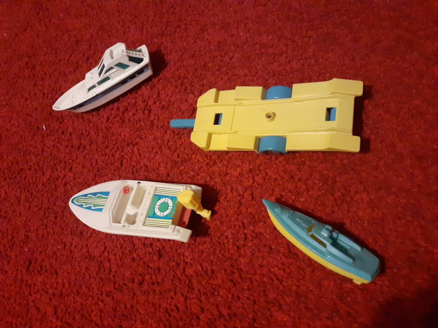 Small Toy Boats And Trailer Suit Car Collection eBay