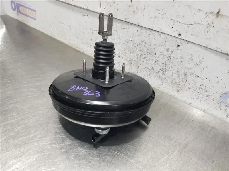 Lexus IS300 19 2019 2,0 L potenciador de freno Foto 4 de 4