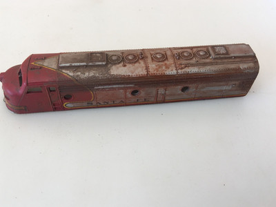 Abandoned Santa Fe Locomotive  See Notes N Scale Trains