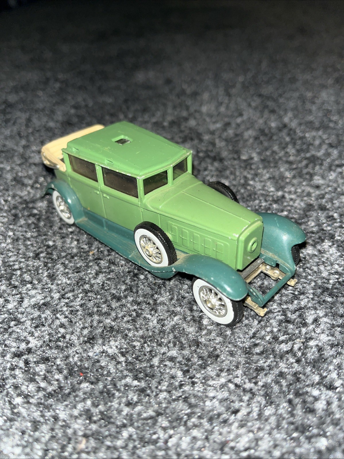 Solido 85, Cadillac 452 A 1931 - Free Price Guide & Review