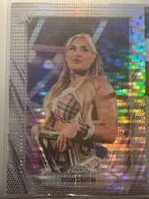 2026 Topps Chrome WWE Tiffany Stratton Sonar Refractor