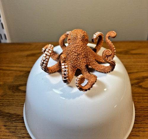 Schleich Octopus Toy Figure Orange Sea Creature Collectible Model 14768 RARE