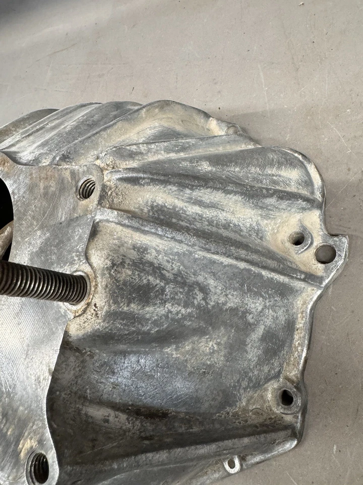 Vega Monza Astre 1973-1976 transmisión de 4 velocidades Sunfire Bell carcasa Skyhawk GT Foto 4 de 4