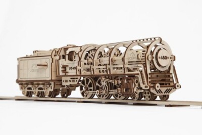 UGEARS 70012 Dampflok mit Tender - Mechanischer Holzeisenbahn Modellbausatz