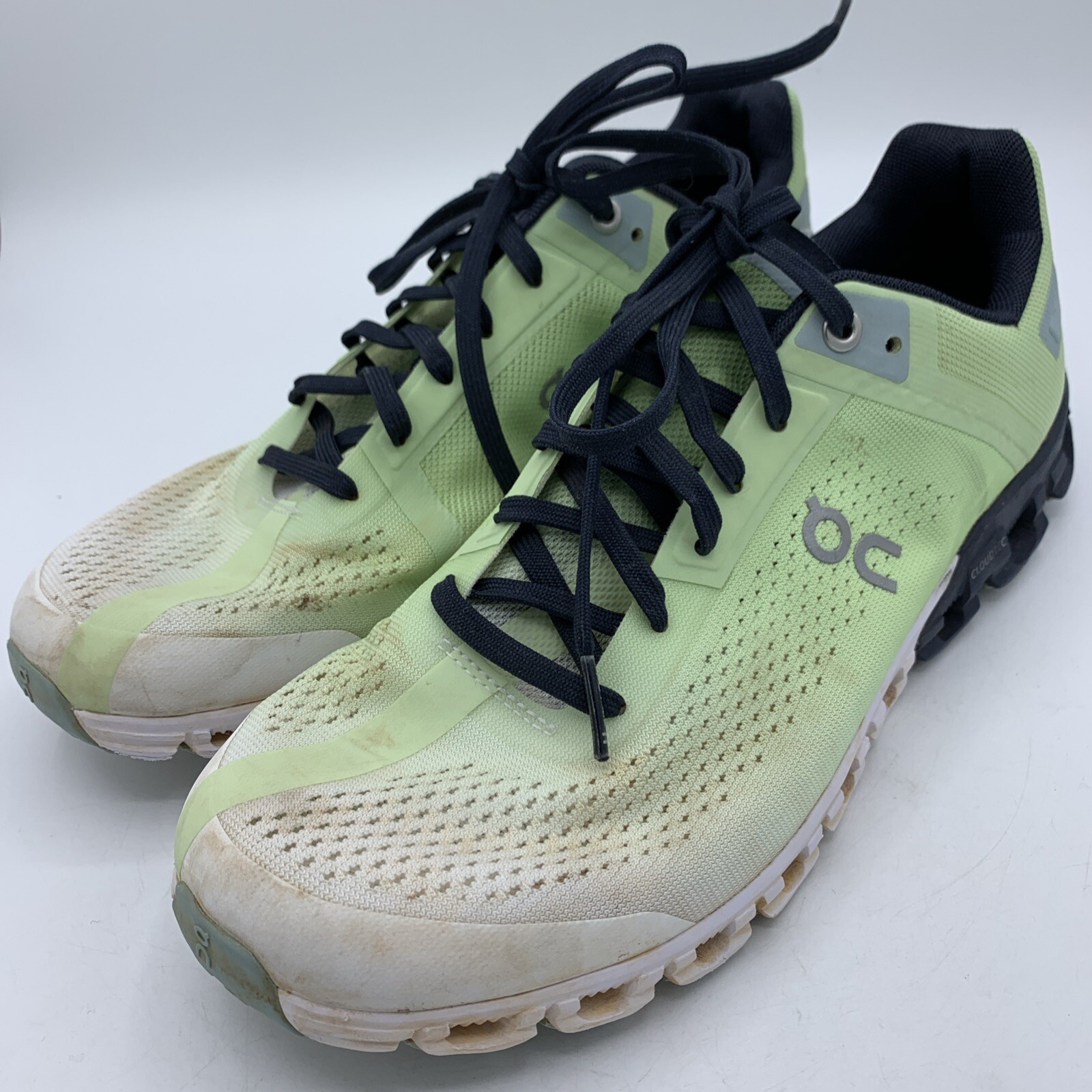 On Womens Cloudflow Running Shoe Green Size 9.5