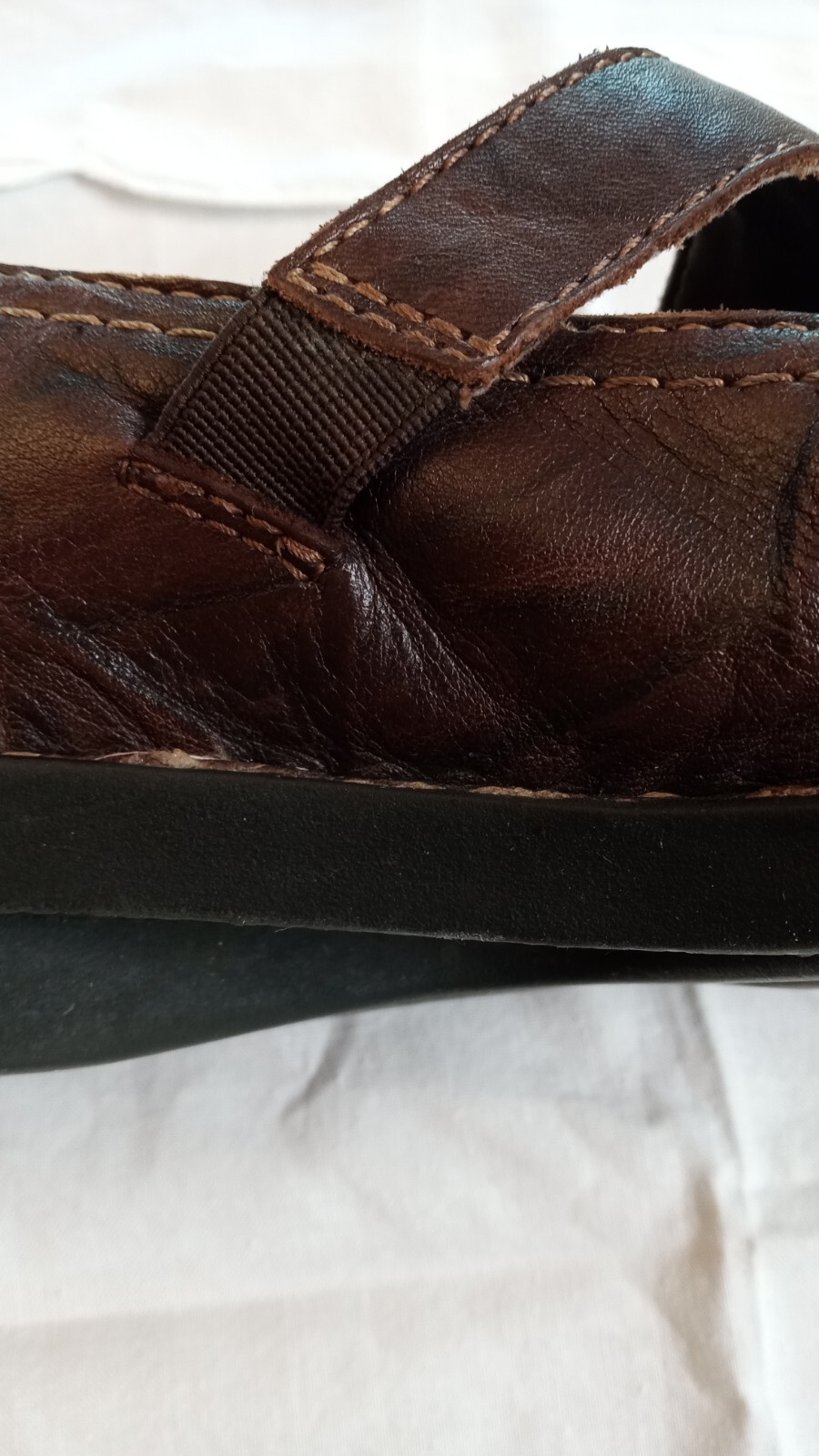CLARKS leather 9.5 brown cloud pattern step-in sl… - image 10
