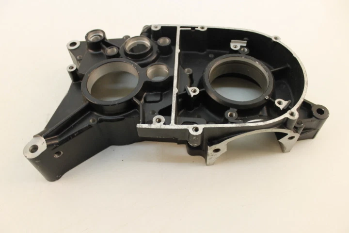 NOS Genuine Yamaha LH Crankcase Cover 1972 RT2MX PART# 322-15111-00-00 - Image 4 of 4