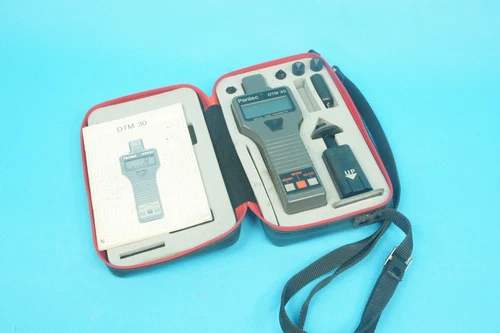 Carlo Gavazzi Pantec DTM30 digital hand tachometer measuring range 60-30,000 rpm