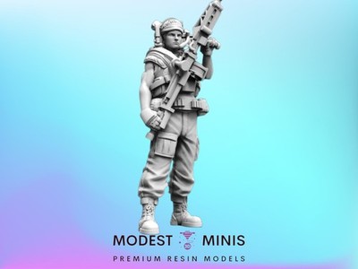 Space Marine Regin Velasquez - Resin Sci Fi Cyberpunk Aliens Mini | Papsikels