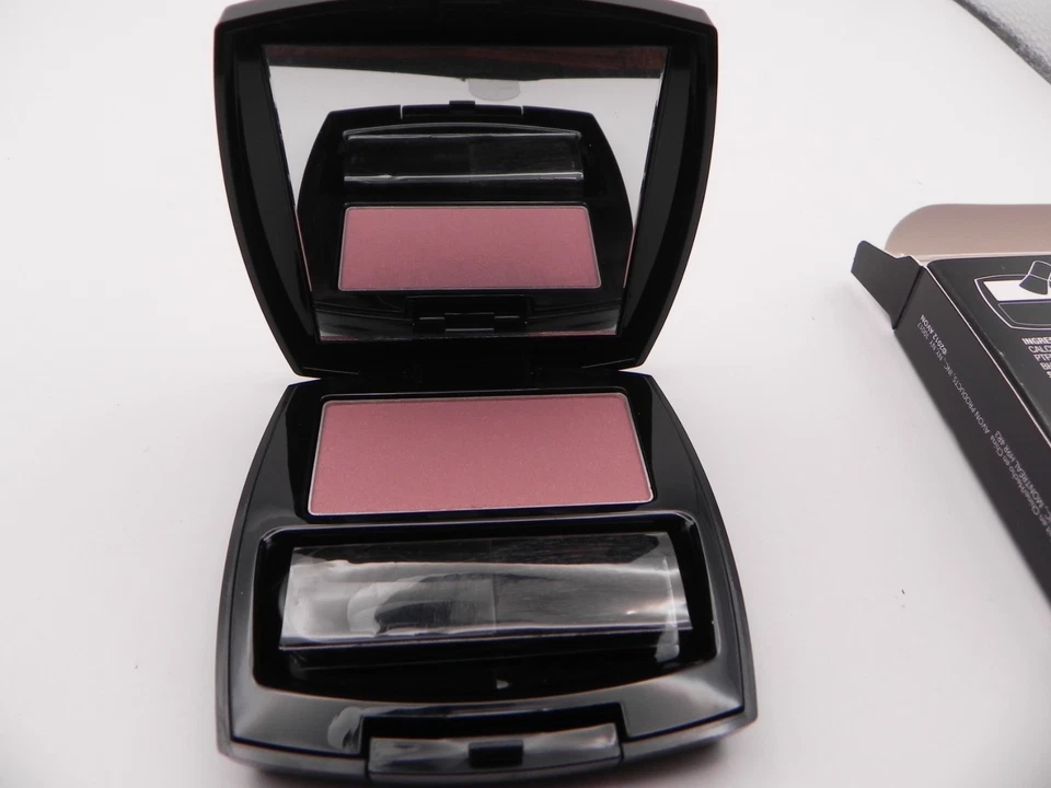 Avon Ideal Rubor Luminoso Ciruela Suave Tamaño Completo Descatalogado Nuevo En Caja 2012 Foto 2 de 4