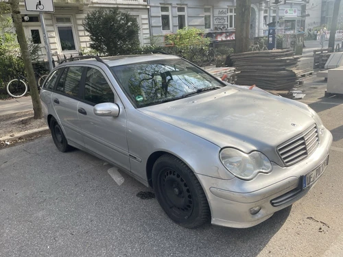 Mercedes Benz C200 BJ. 2004 Injektorschaden, Bastlerauto/Teilspender