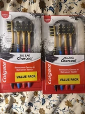 2X Colgate Zig Zag Charcoal Toothbrush 4 Toothbrushes / Pack (8) Plus Covers