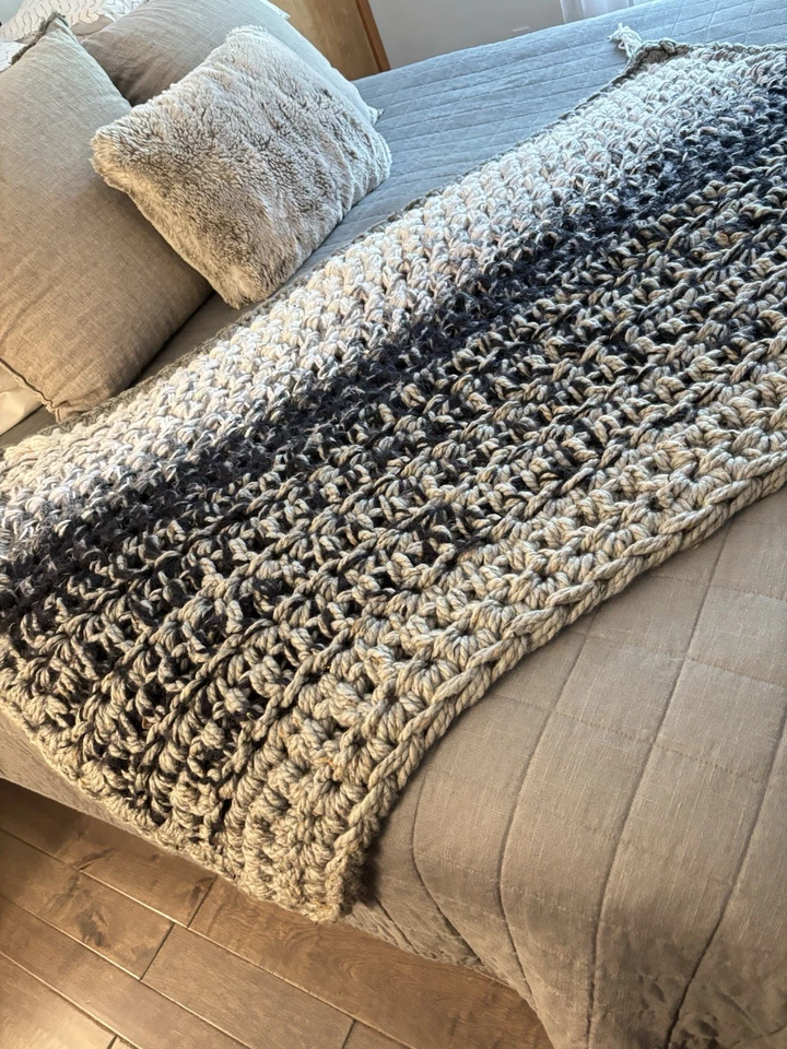 Handmade Gray & White Tweed Chunky Crochet Decorative Throw Blanket 54 x 38 in - Image 2 of 4