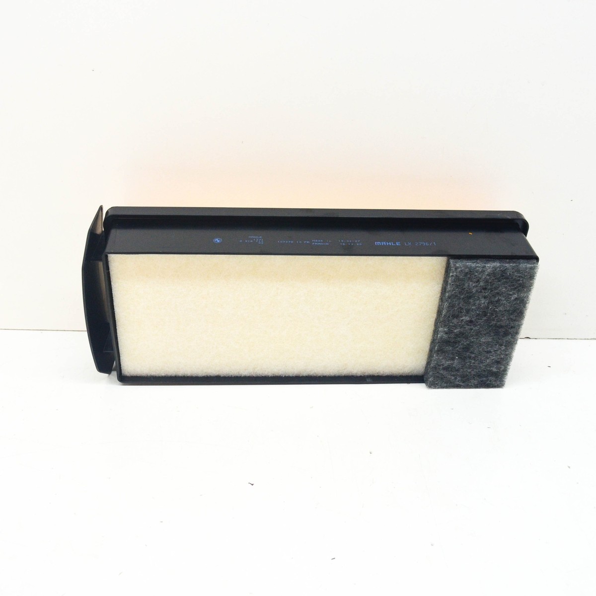 BMW X5 E70N E71 F01N F02N F06 Engine Air Filter Insert 8518111 