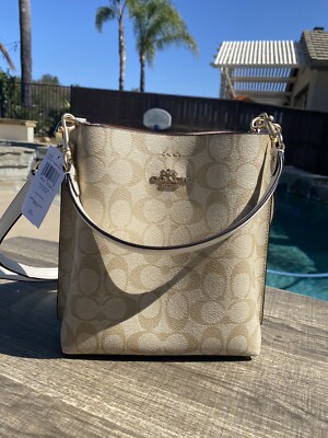 NWT Coach CA582 Mollie Bucket Bag 22 In Signature Canvas