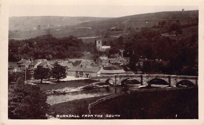 POSTKARTE - BURNSALL AUS DEM SÜDEN - YORKSHIRE - WHARFEDALE - W BRAMLEY