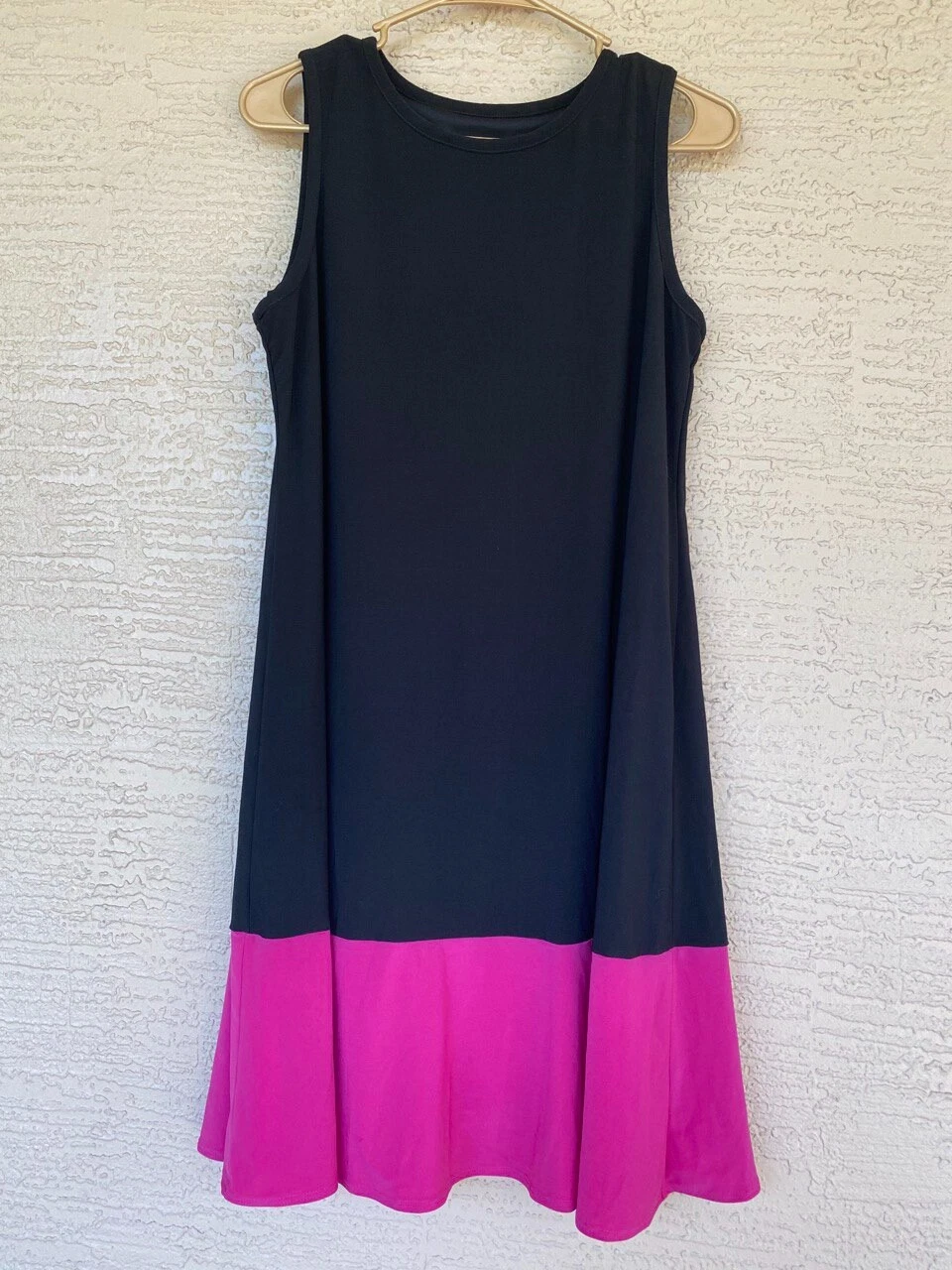 Women's Tiana B. Black and Pink Color Black Sleeveless Dress- Size 10 Pre-owned