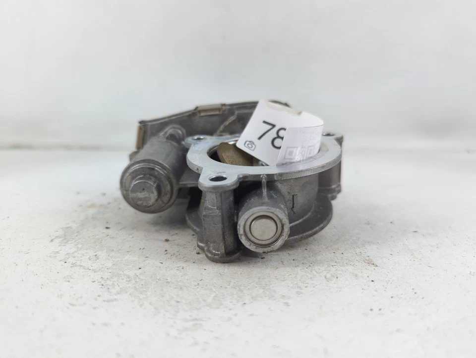 Carrocería del acelerador Cadillac Ct4 AXY4M Foto 4 de 4