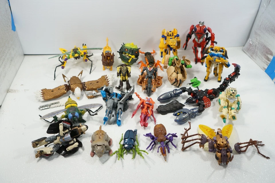 Vintage Transformers Beast Wars Lot of 20 Hasbro - Image 2 of 4