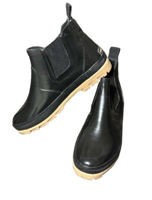 Woodstock Black Short Shiny Rain Boots Women's Size 9AA Narrow Width  EUC Ruby