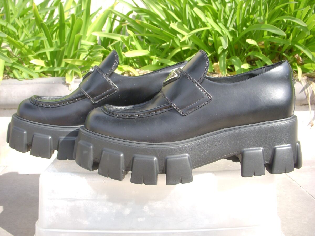 Prada MONOLITH Loafers Noir Leather Logo Italy Wmn's Ital 38 Prada MONOLITH Loafers Noir Leather Logo Italy Wmn's Ital 38